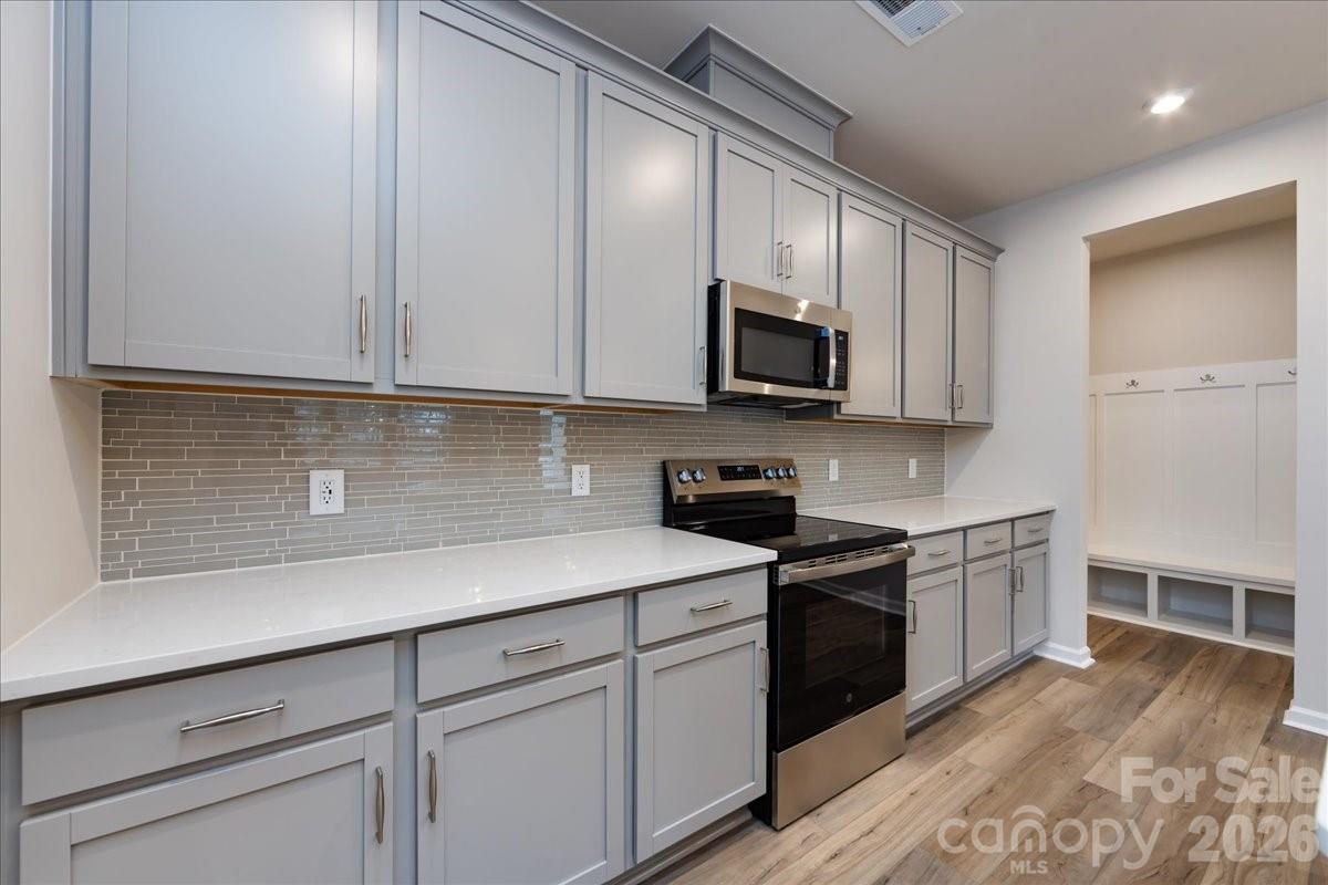 Ellis Townes - Residential