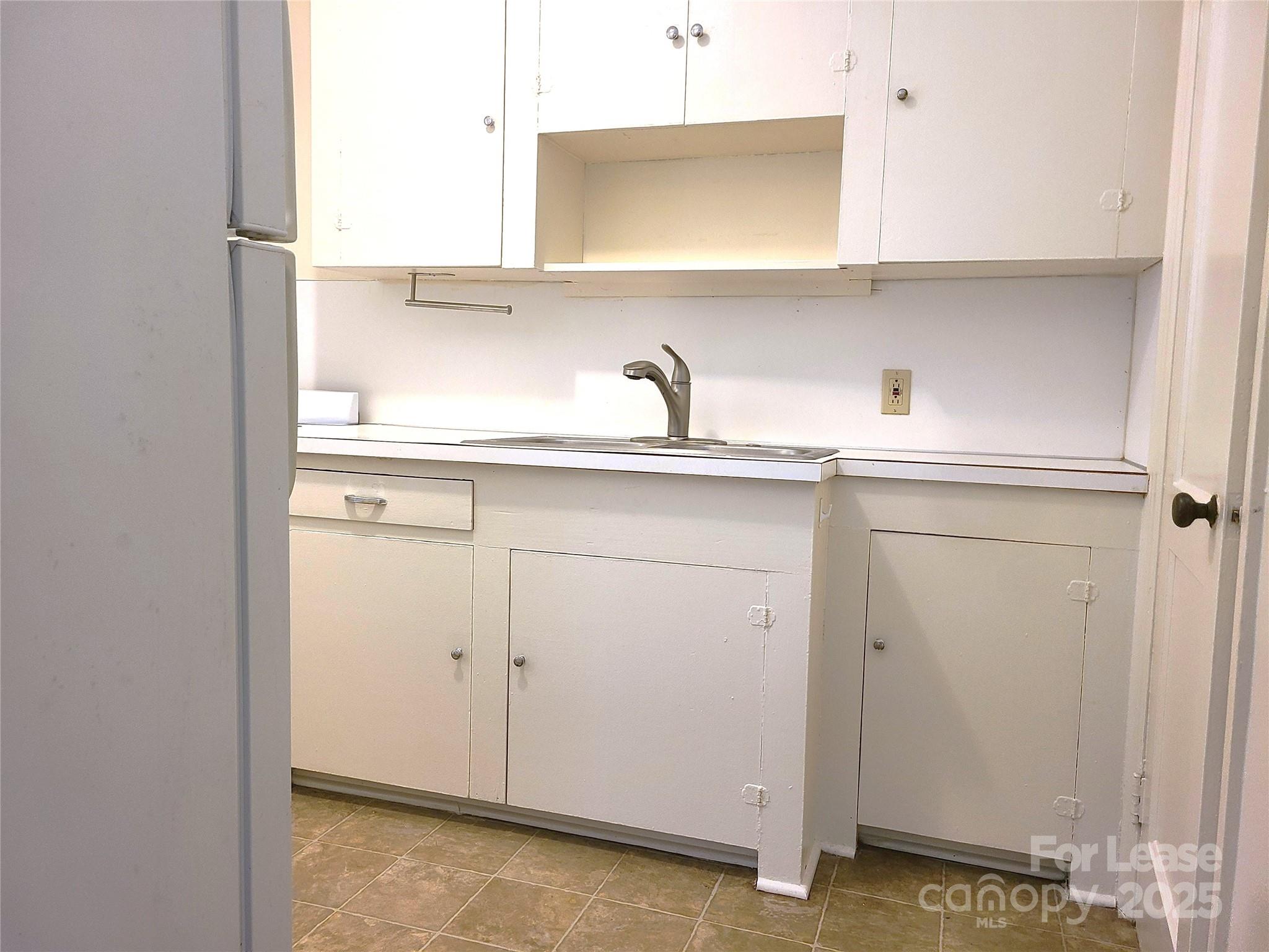 Myers Park - Residential Lease