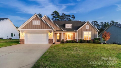 Photo for 348 Broadleaf Drive