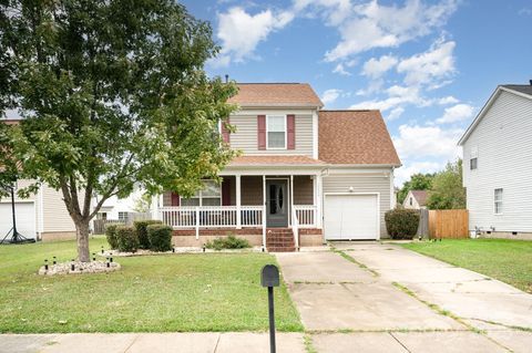 Photo of 13826 Pilcher Drive, Charlotte, NC 28278 (MLS # 4312845)
