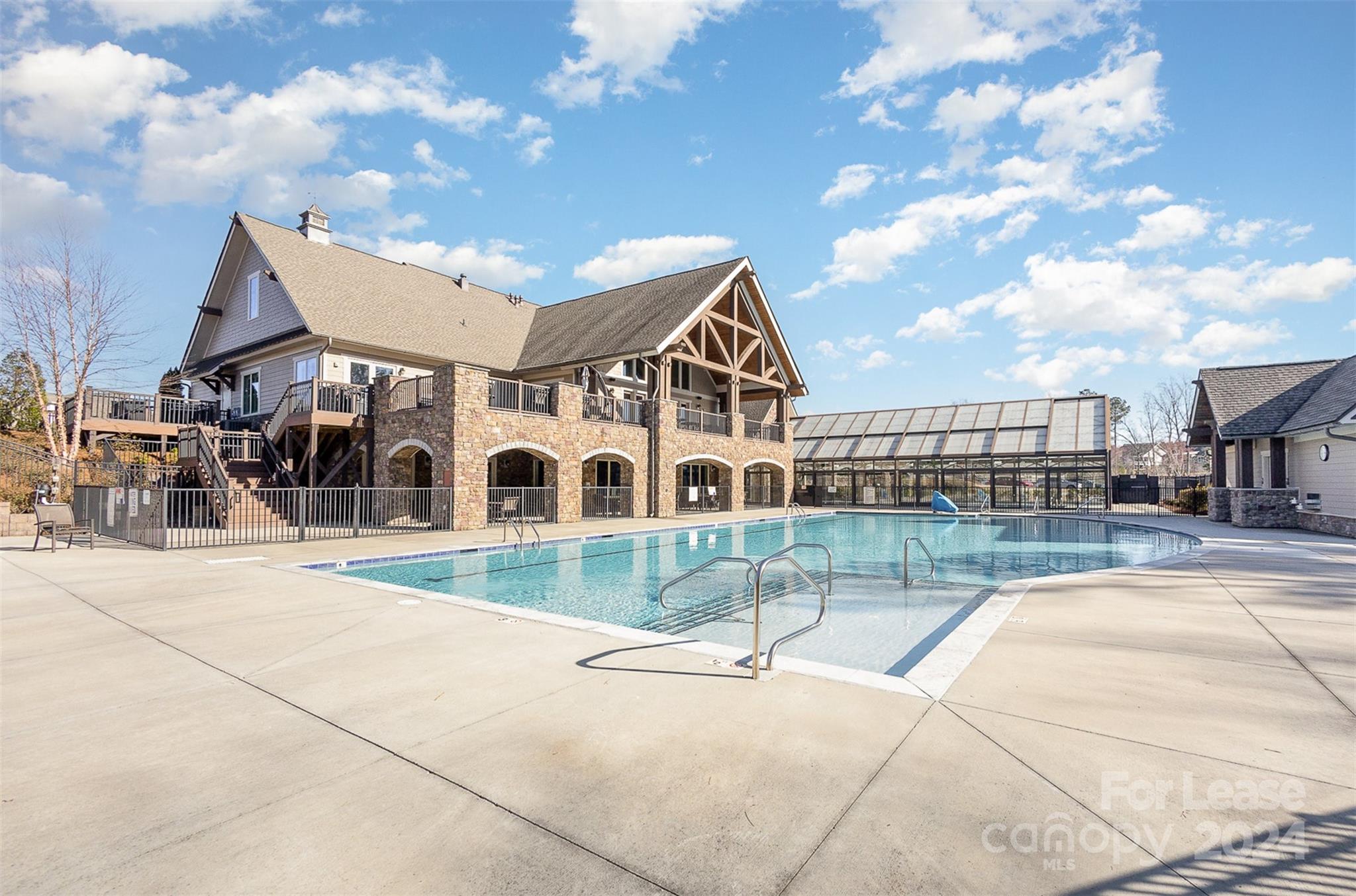 The Palisades - Residential Lease