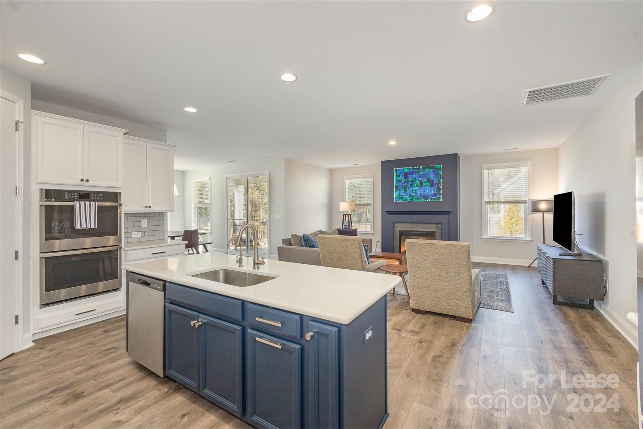 The Palisades - Residential Lease