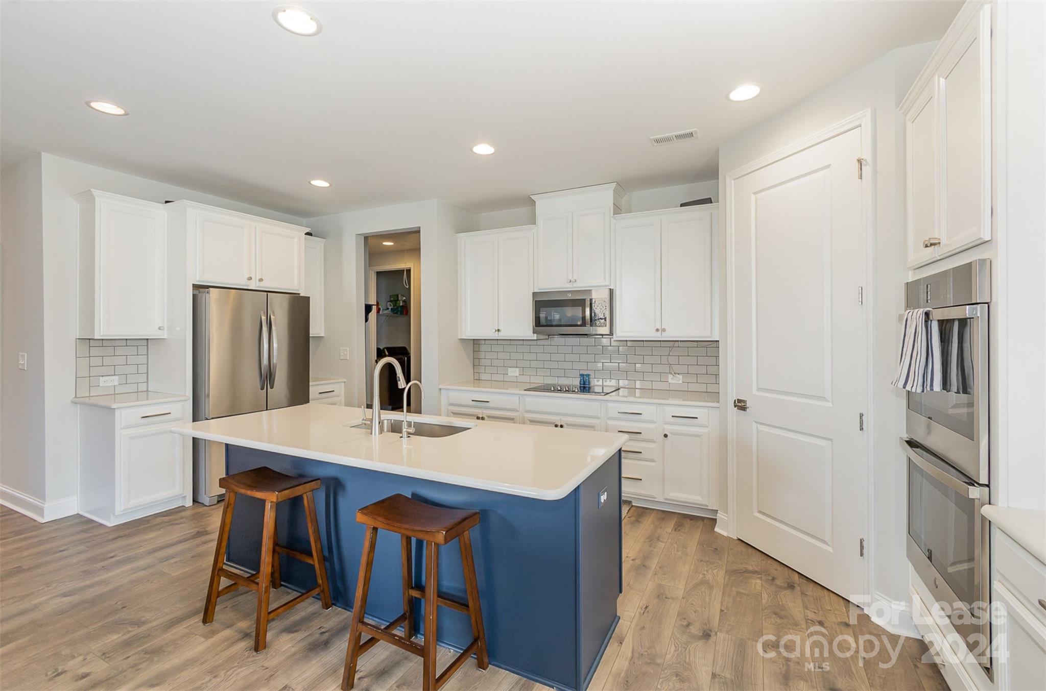 The Palisades - Residential Lease