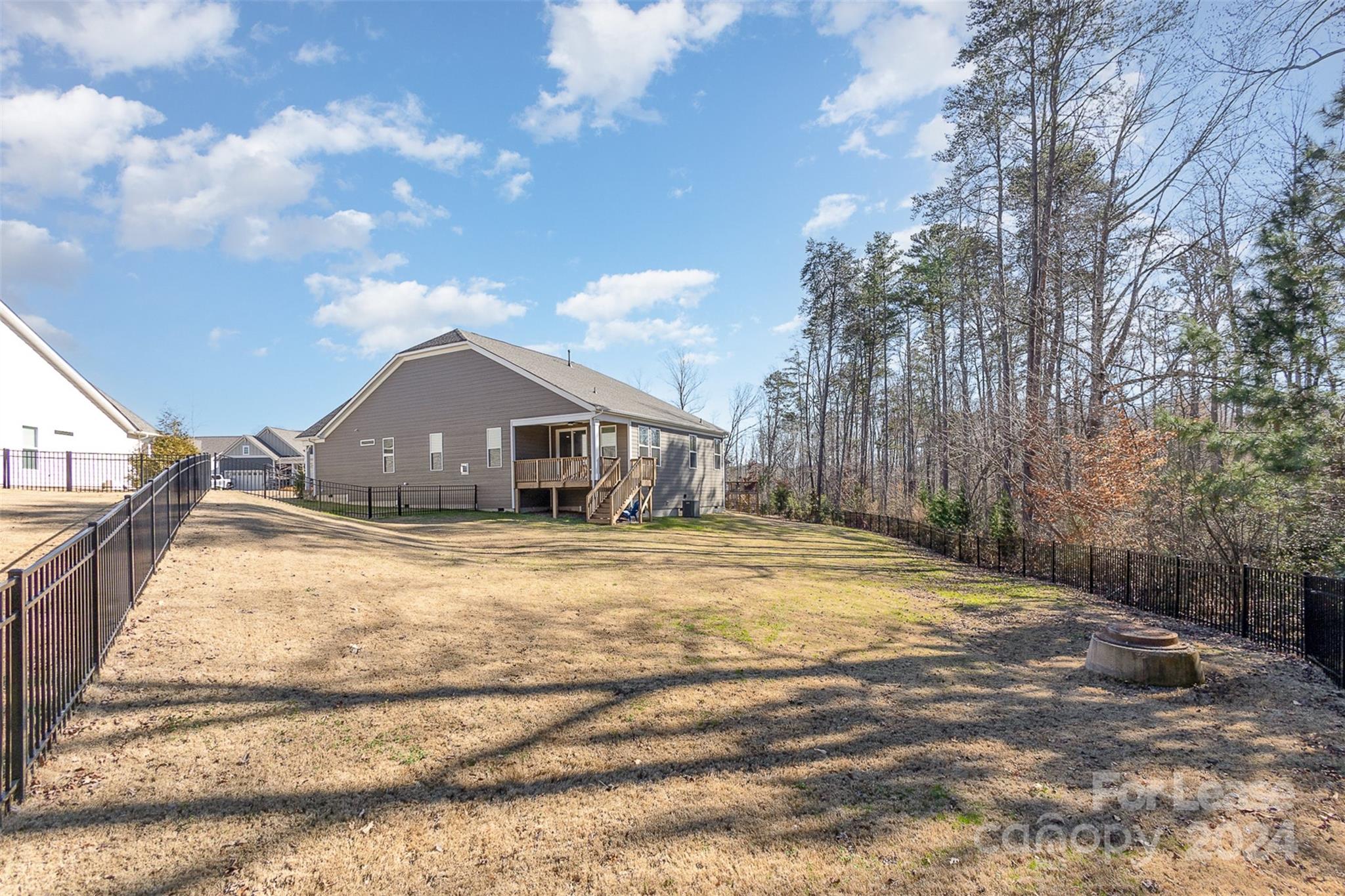 The Palisades - Residential Lease