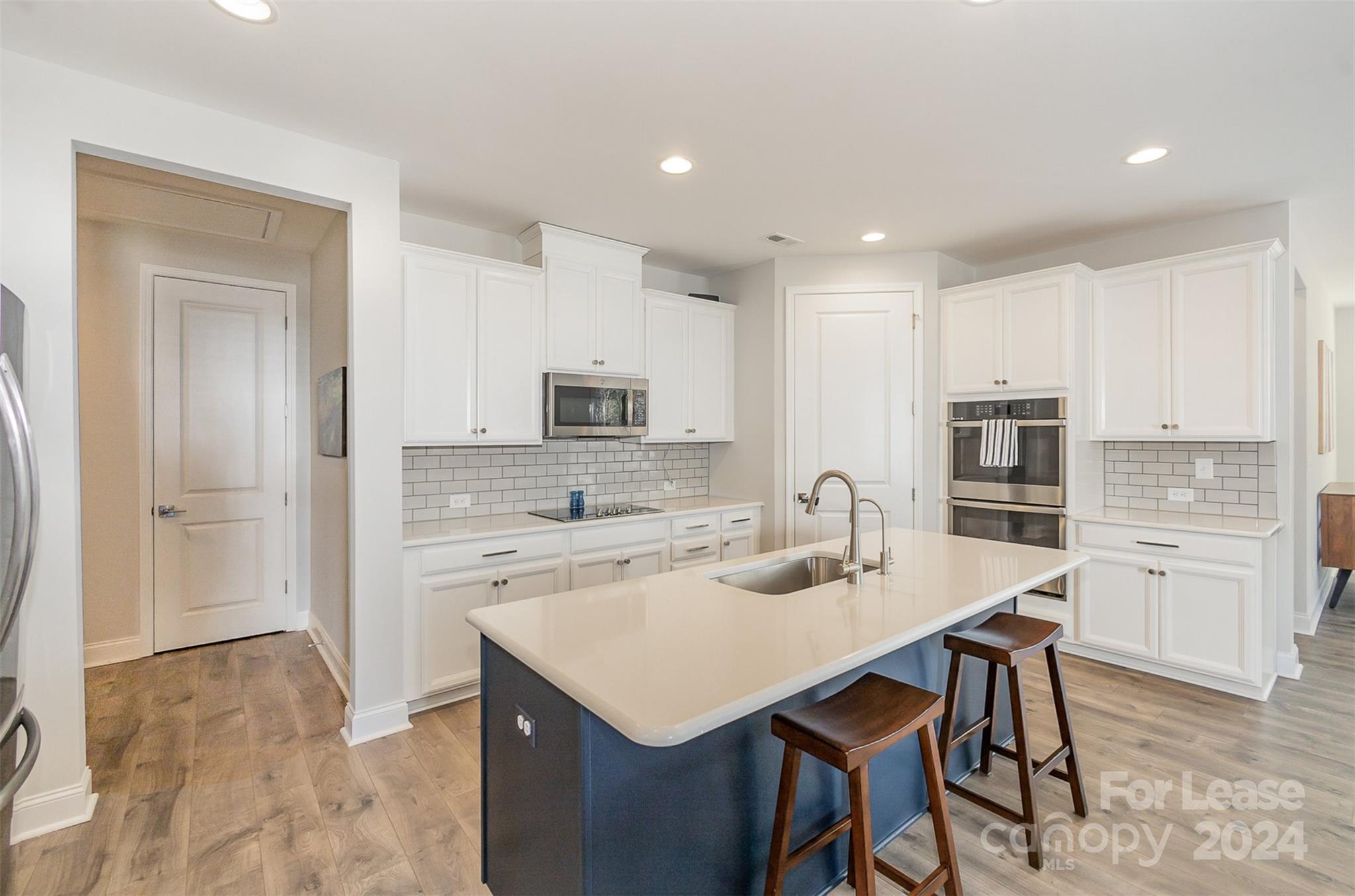 The Palisades - Residential Lease