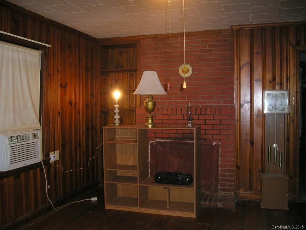The Pines - Residential