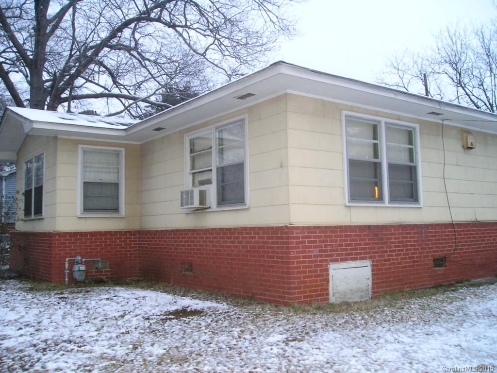 The Pines - Residential