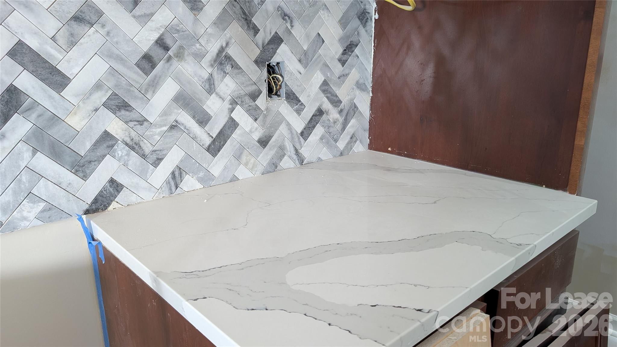 20017 Metaphor Mews None