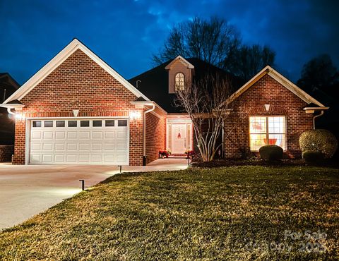 163 New Hampshire Court Mocksville NC 27028