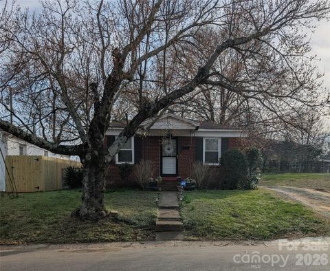 635 Chicago Avenue Charlotte NC 28203