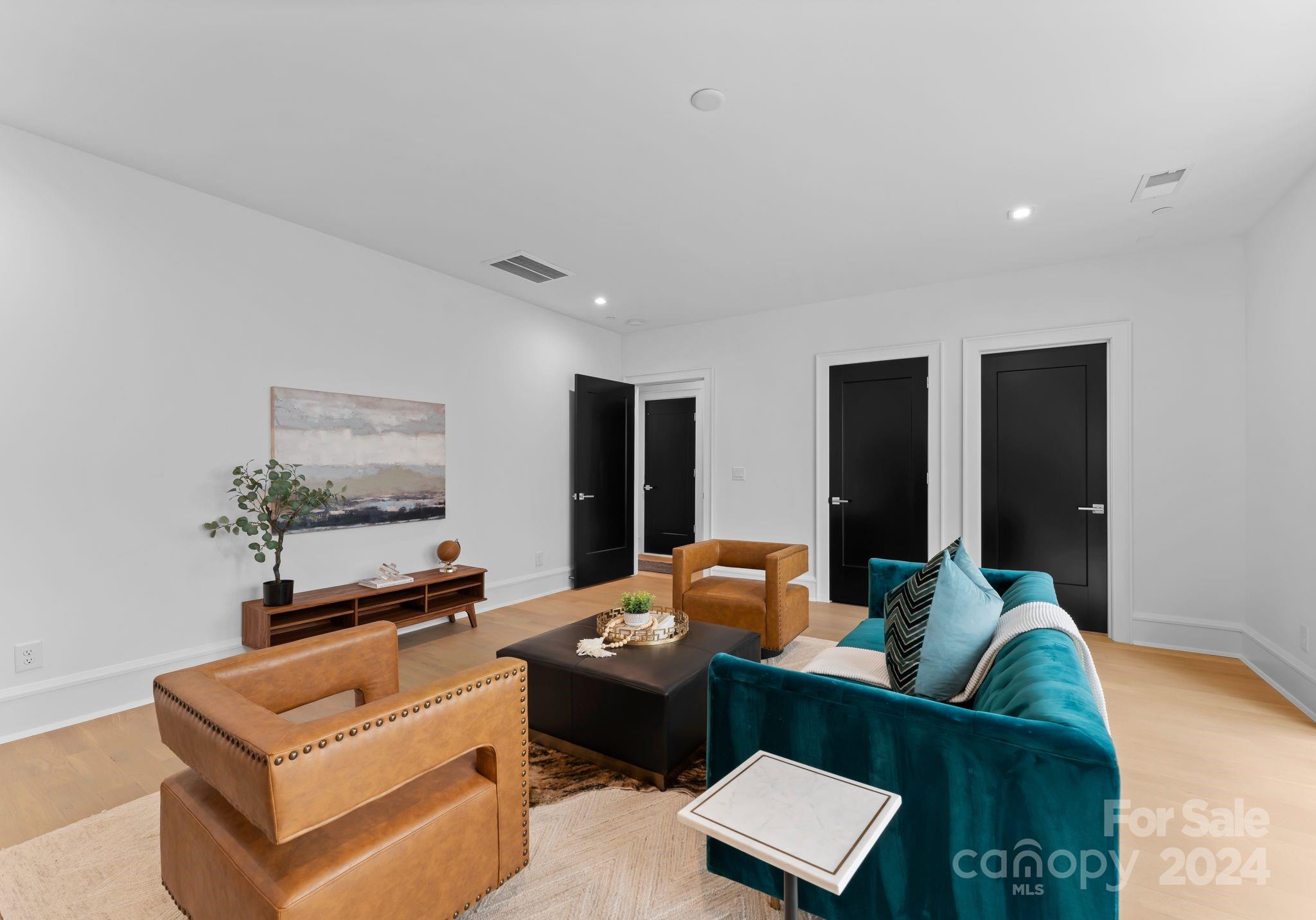 Myers Park - Residential