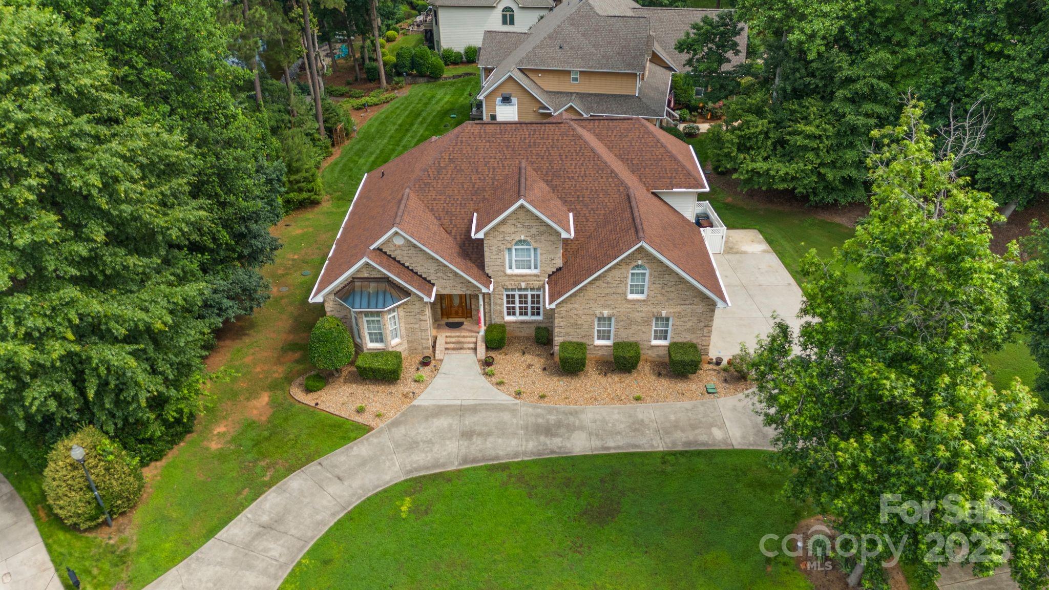 8918 Beach Bluff Court