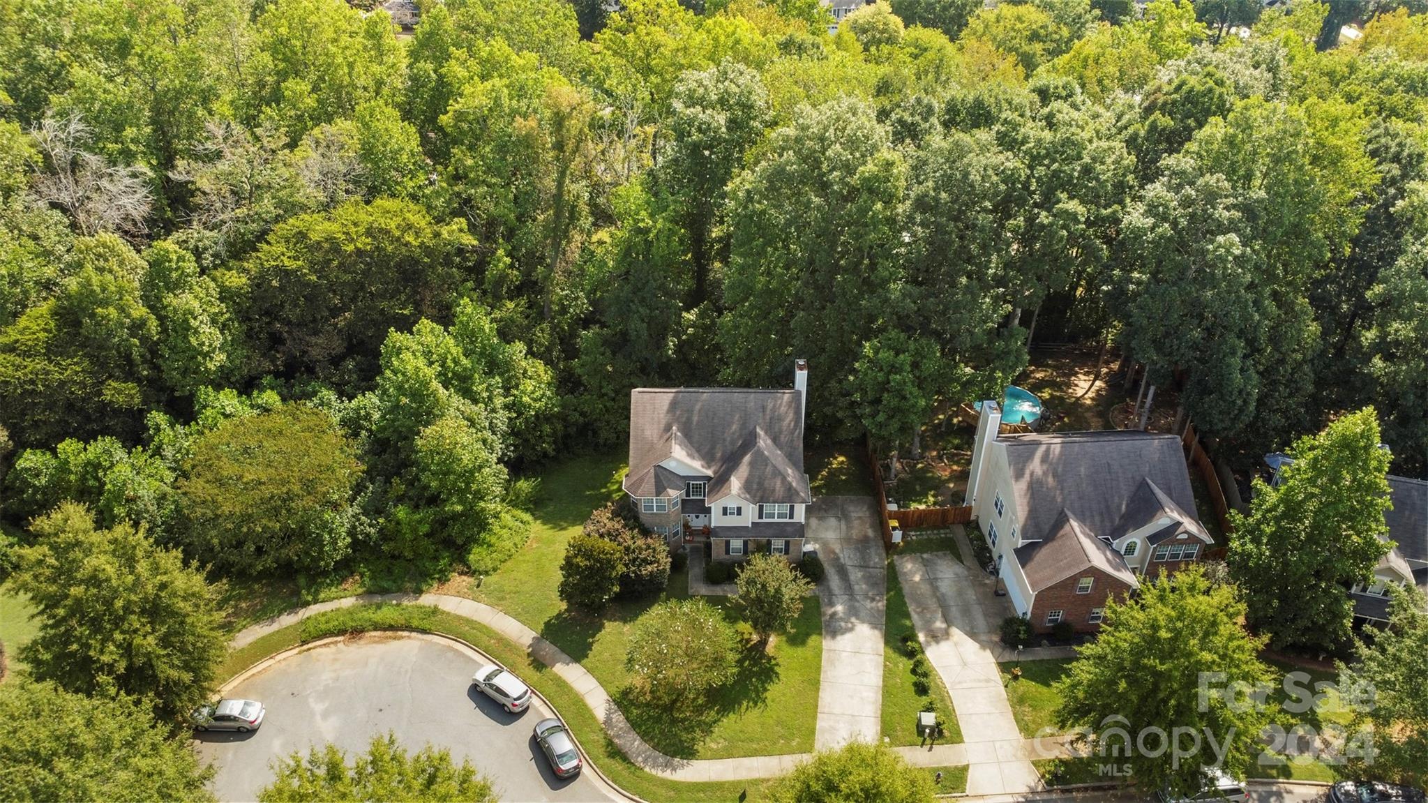 1229 Brecken Court