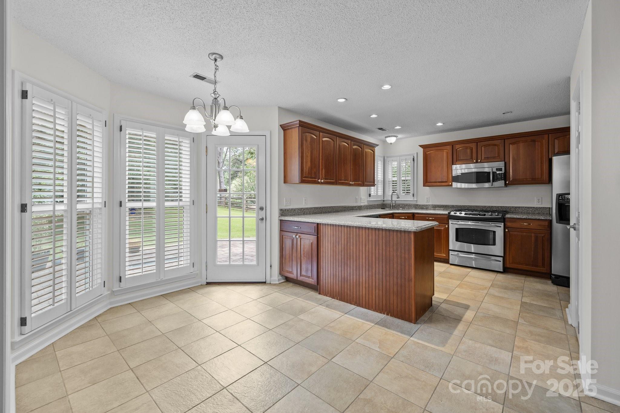 Cameron Wood - Residential