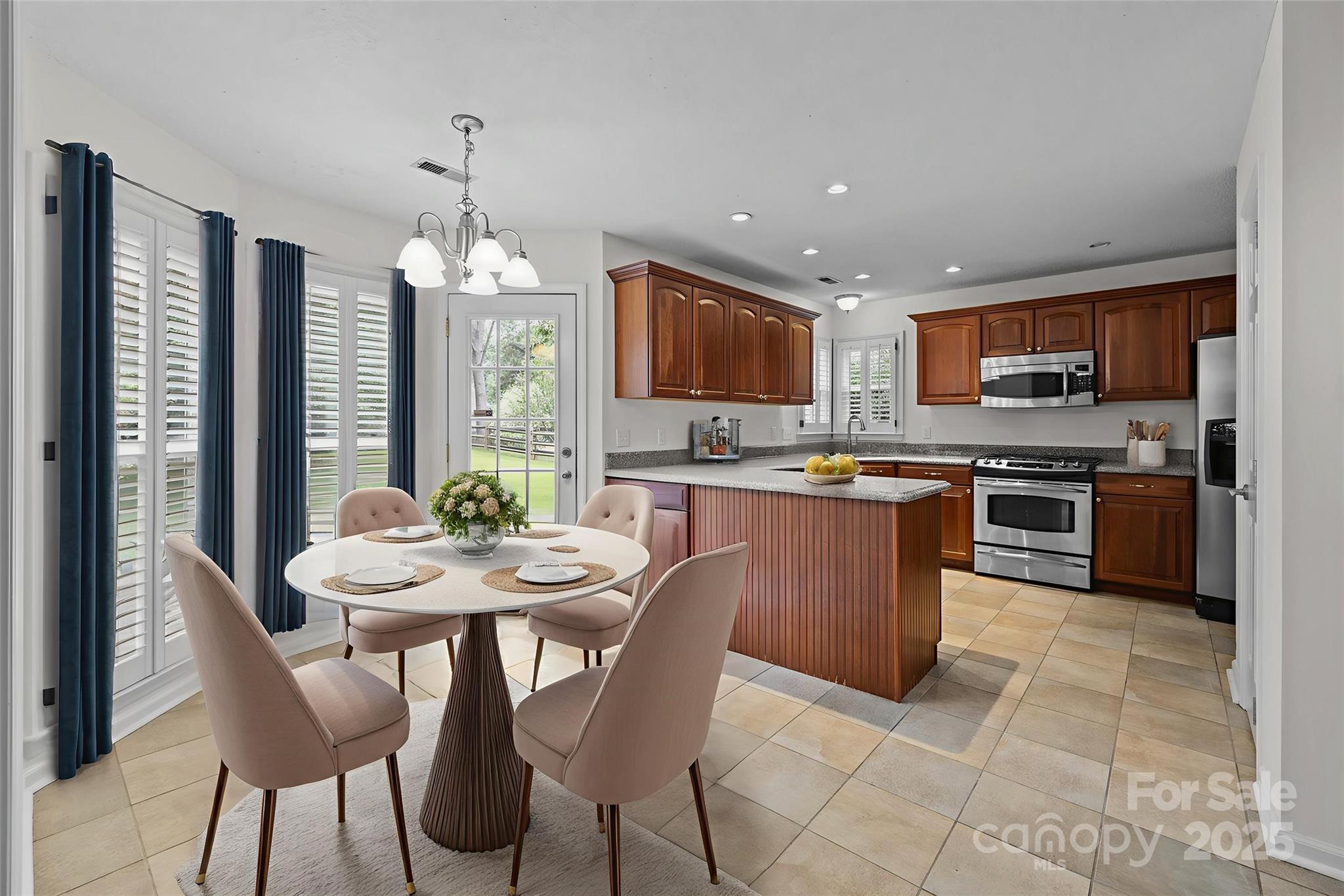 Cameron Wood - Residential