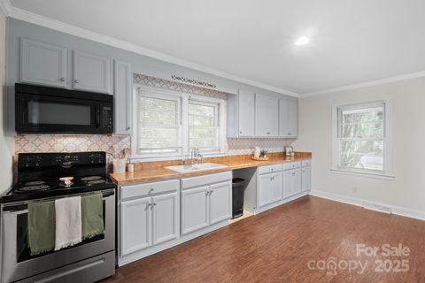 Photo of 128 Wilson Street NE, Concord, NC 28025 (MLS # 4289974)