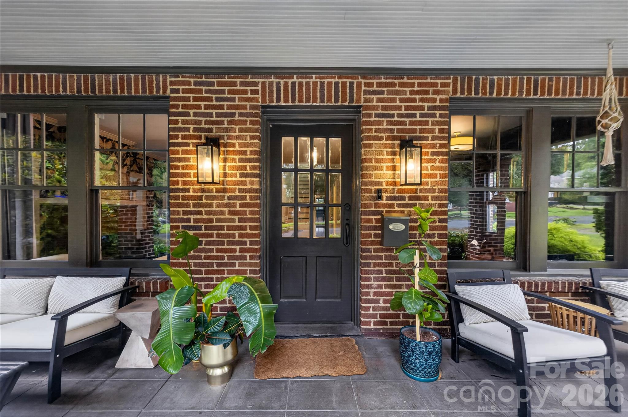 724 Grandin Road