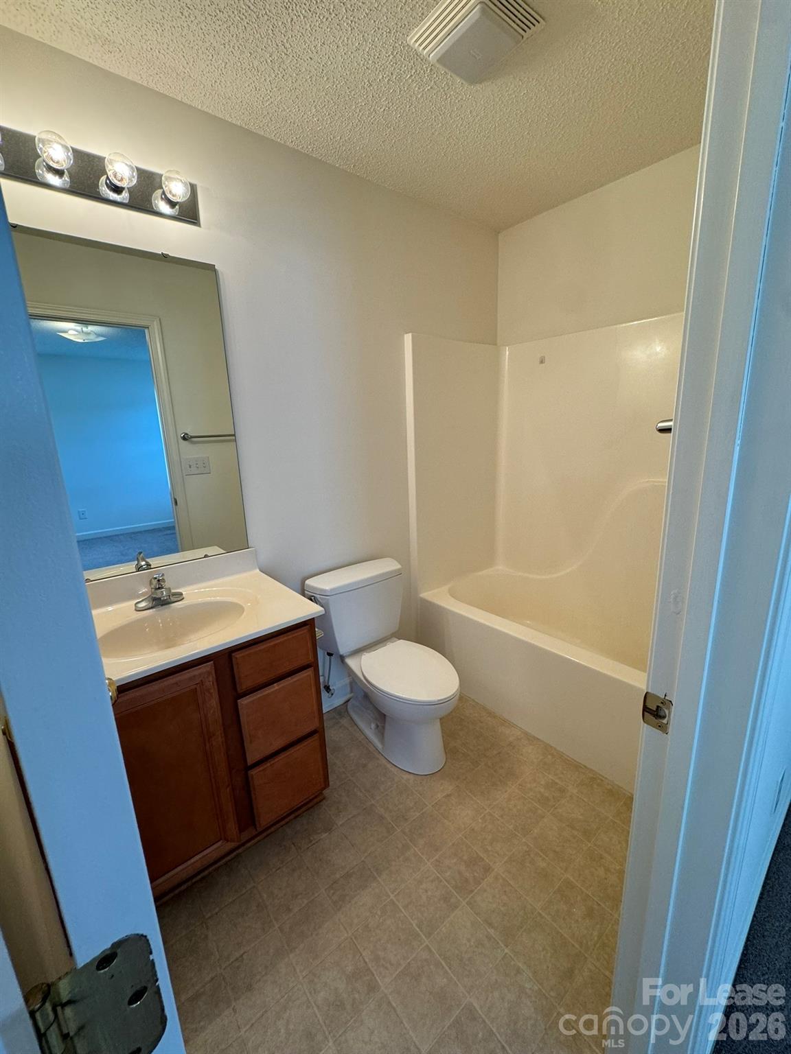 The Clusters - Residential Lease