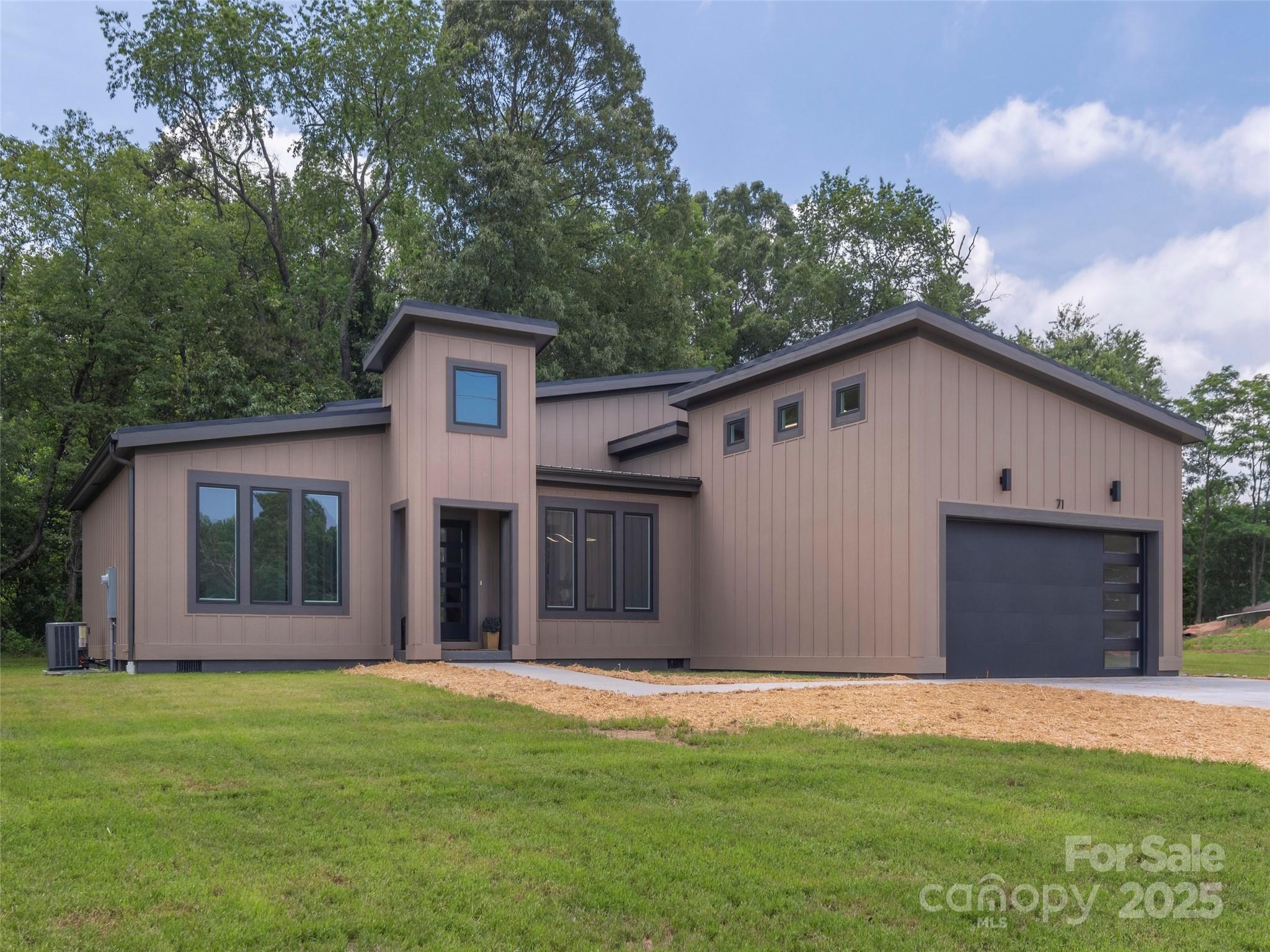 71 Scott Meadows Drive