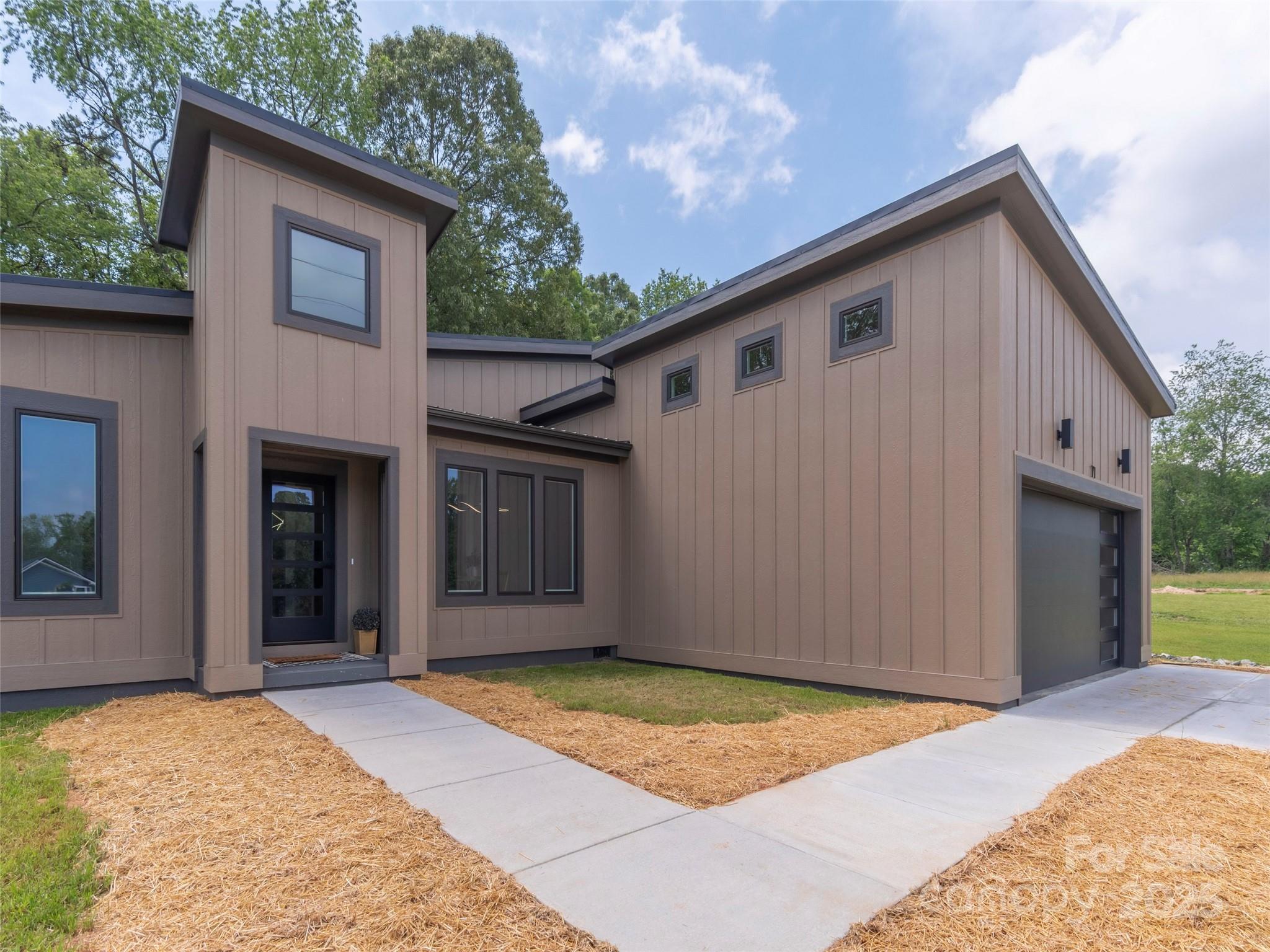 71 Scott Meadows Drive