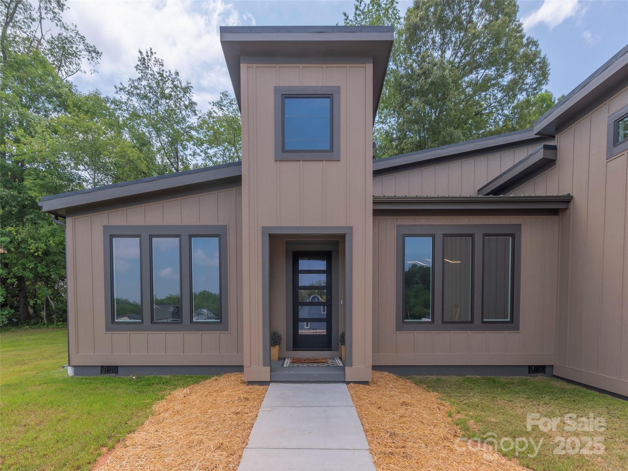 71 Scott Meadows Drive