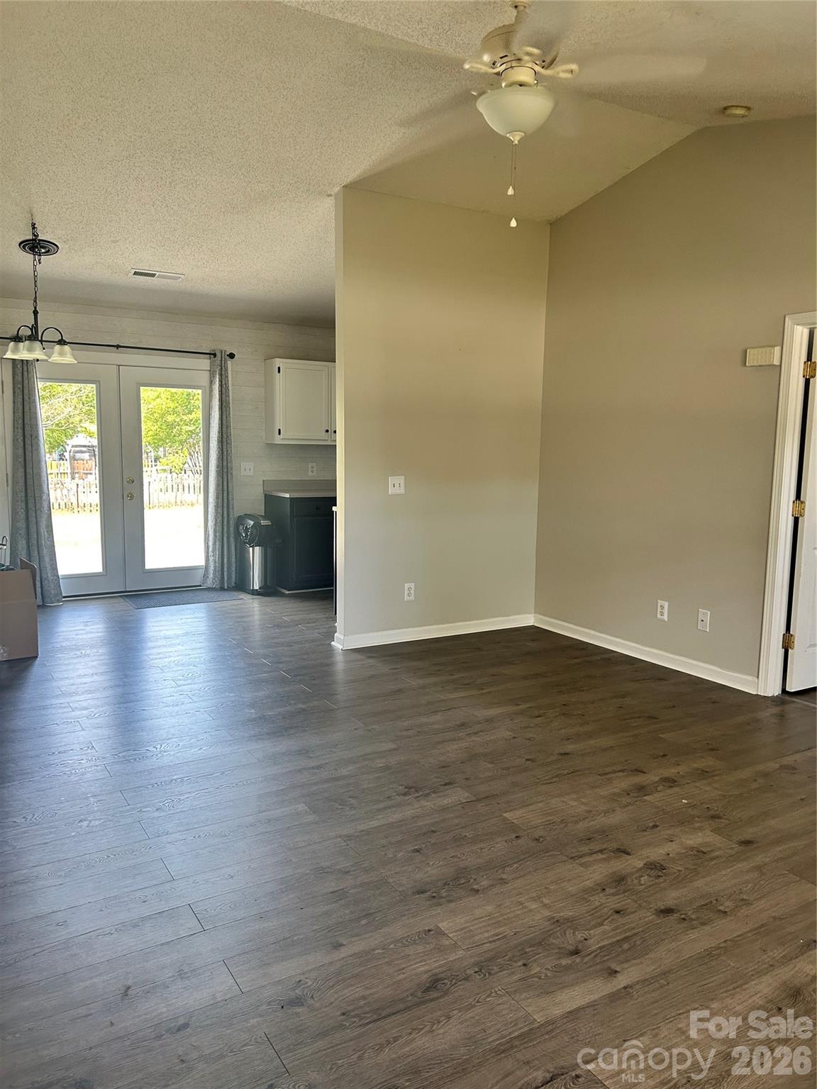 Meadow Glen - Residential