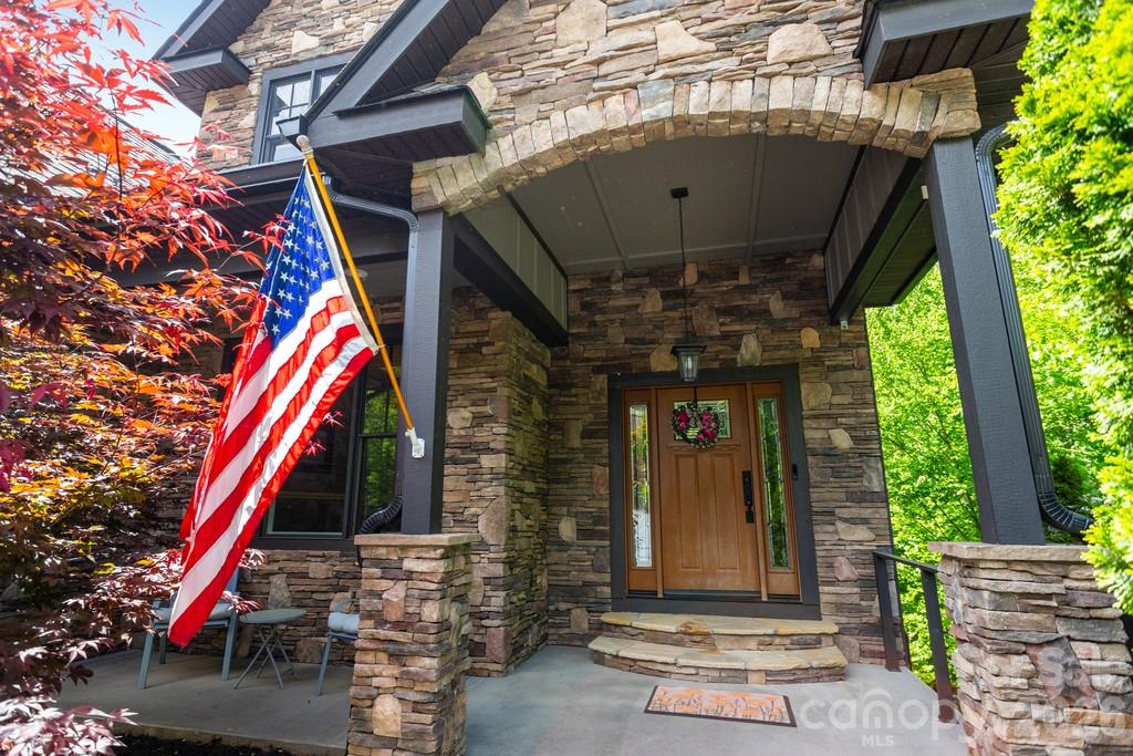 109 Wood Owl Court