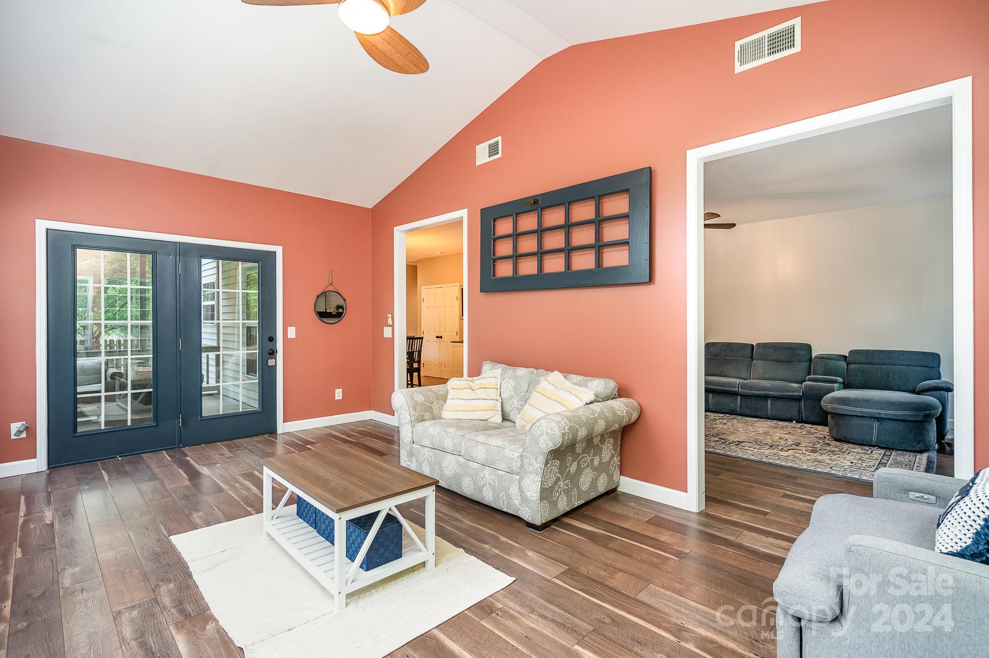 Autumn Cove At Lake Wylie - Residential