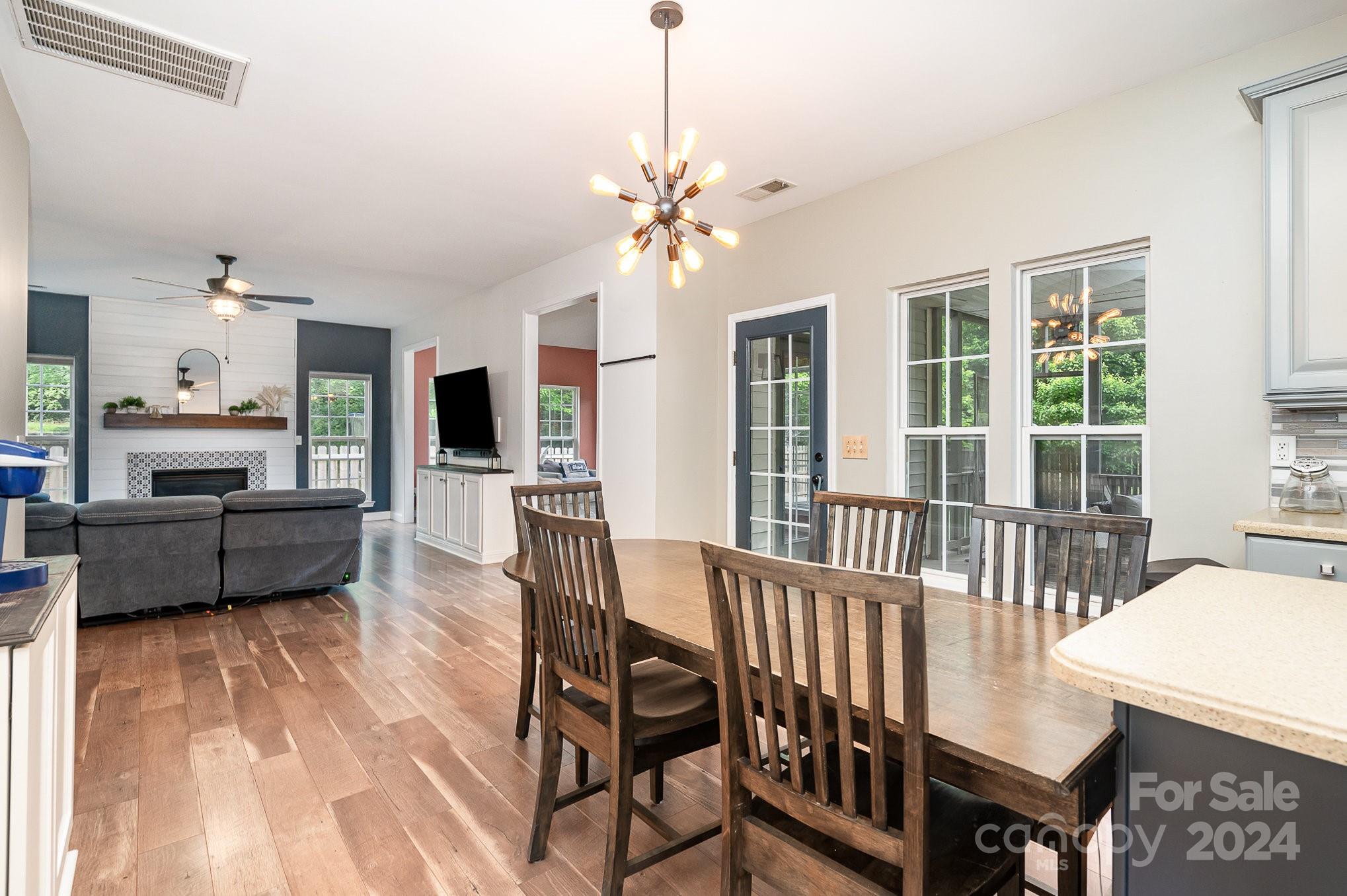 Autumn Cove At Lake Wylie - Residential