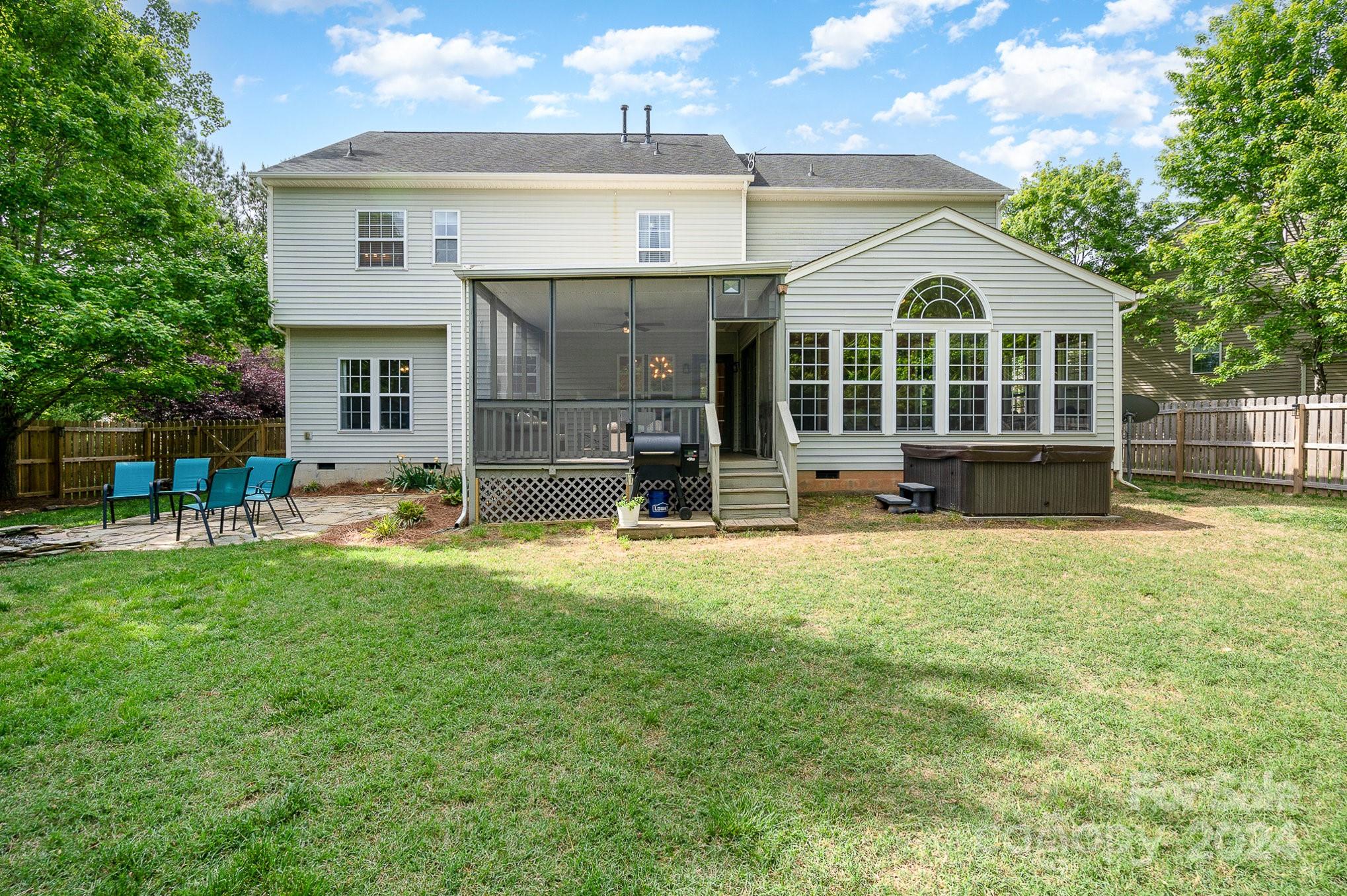 Autumn Cove At Lake Wylie - Residential