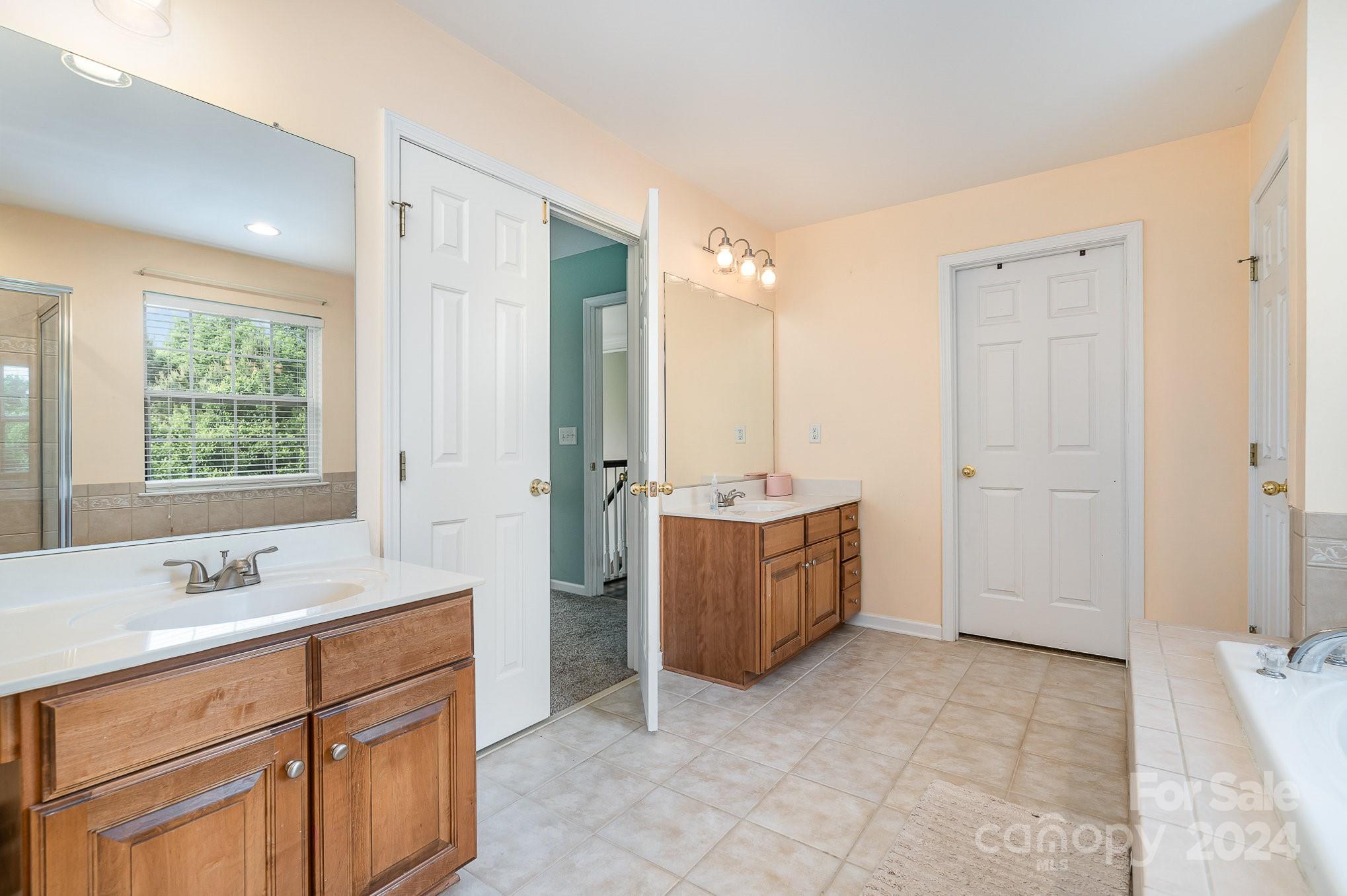 Autumn Cove At Lake Wylie - Residential