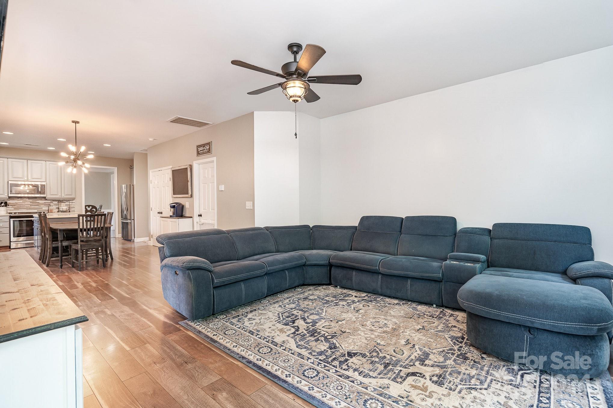 Autumn Cove At Lake Wylie - Residential