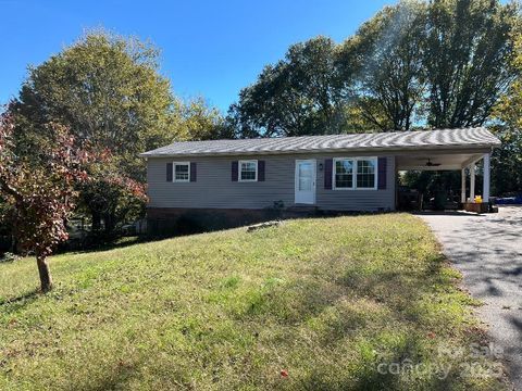 1115 Sandhurst Drive 9 Newton NC 28658