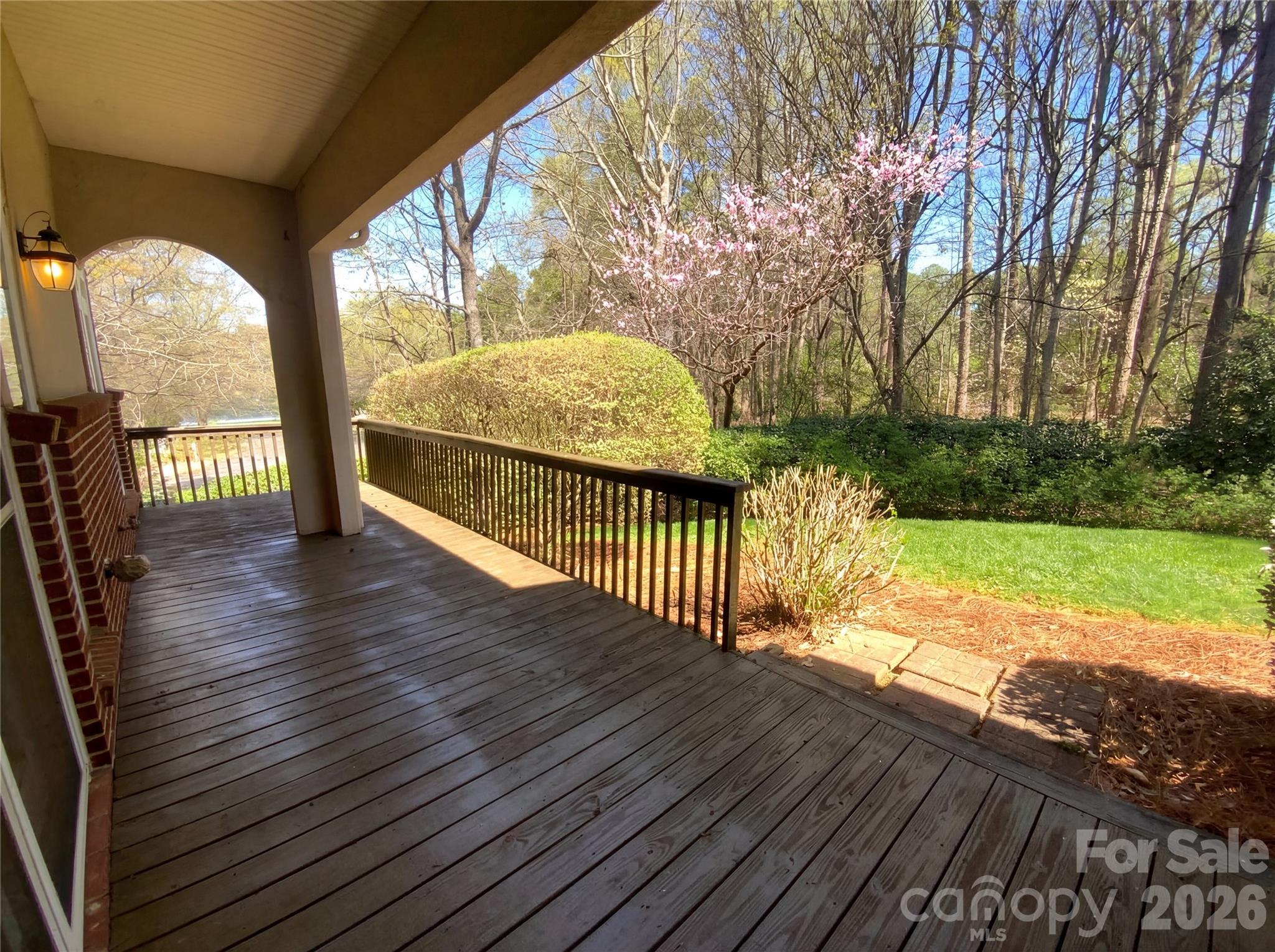 Davis Lake - Residential