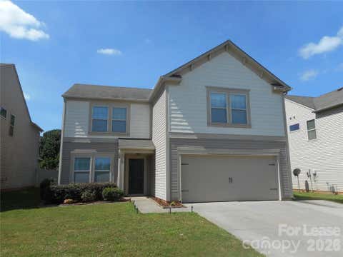 Photo of 7156 Pitzer Drive, Charlotte, NC 28269 (MLS # 4415891)