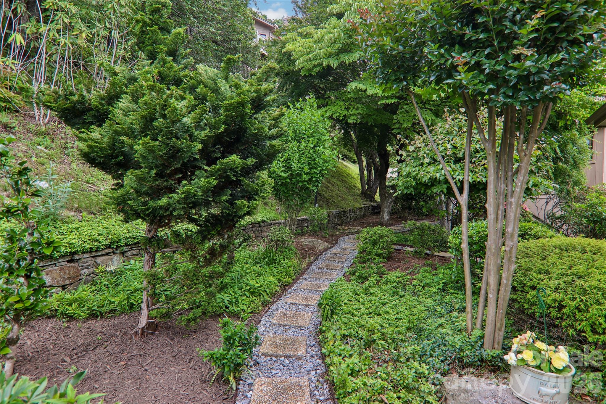 138 Woodbridge Drive