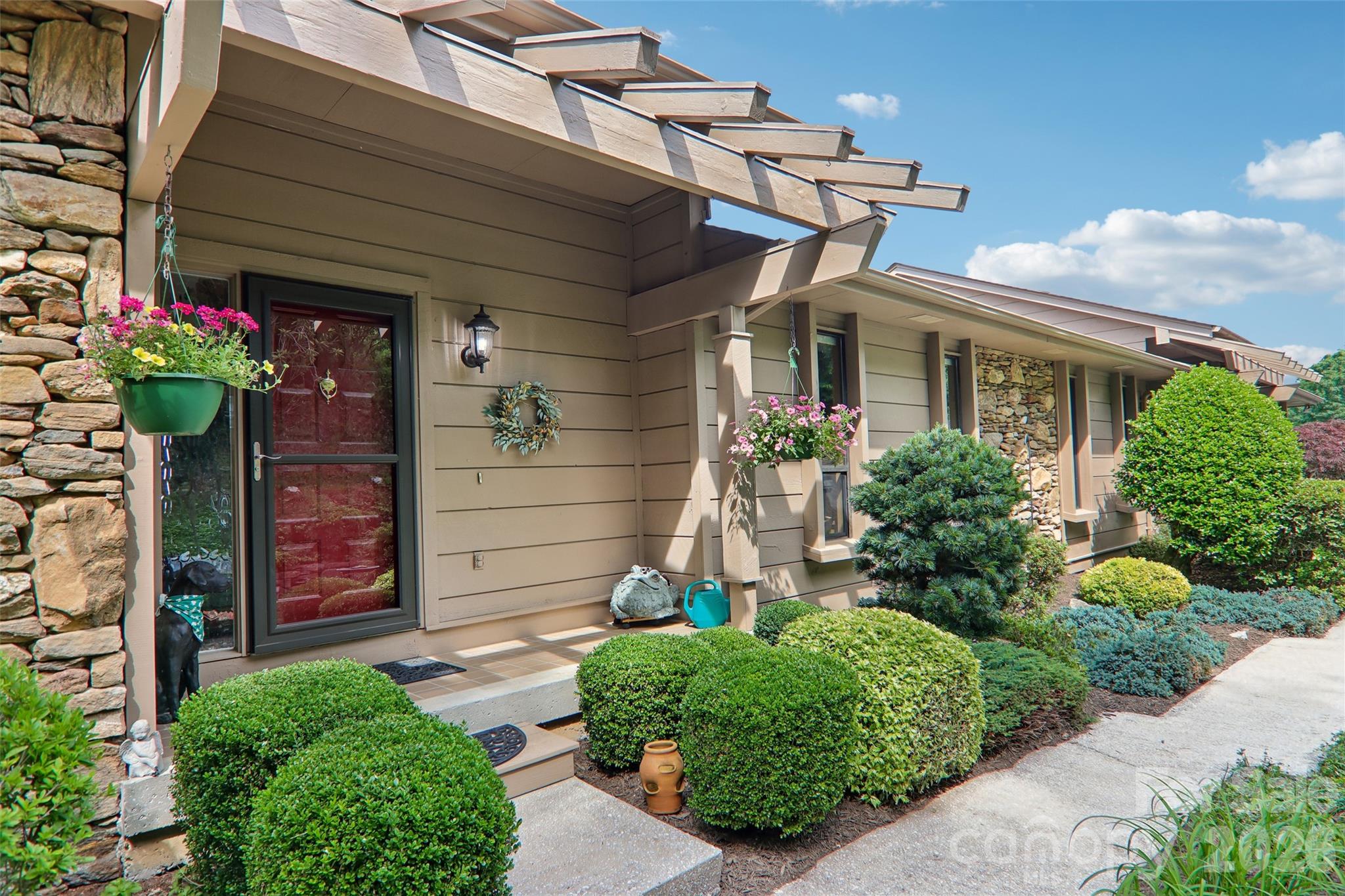 138 Woodbridge Drive