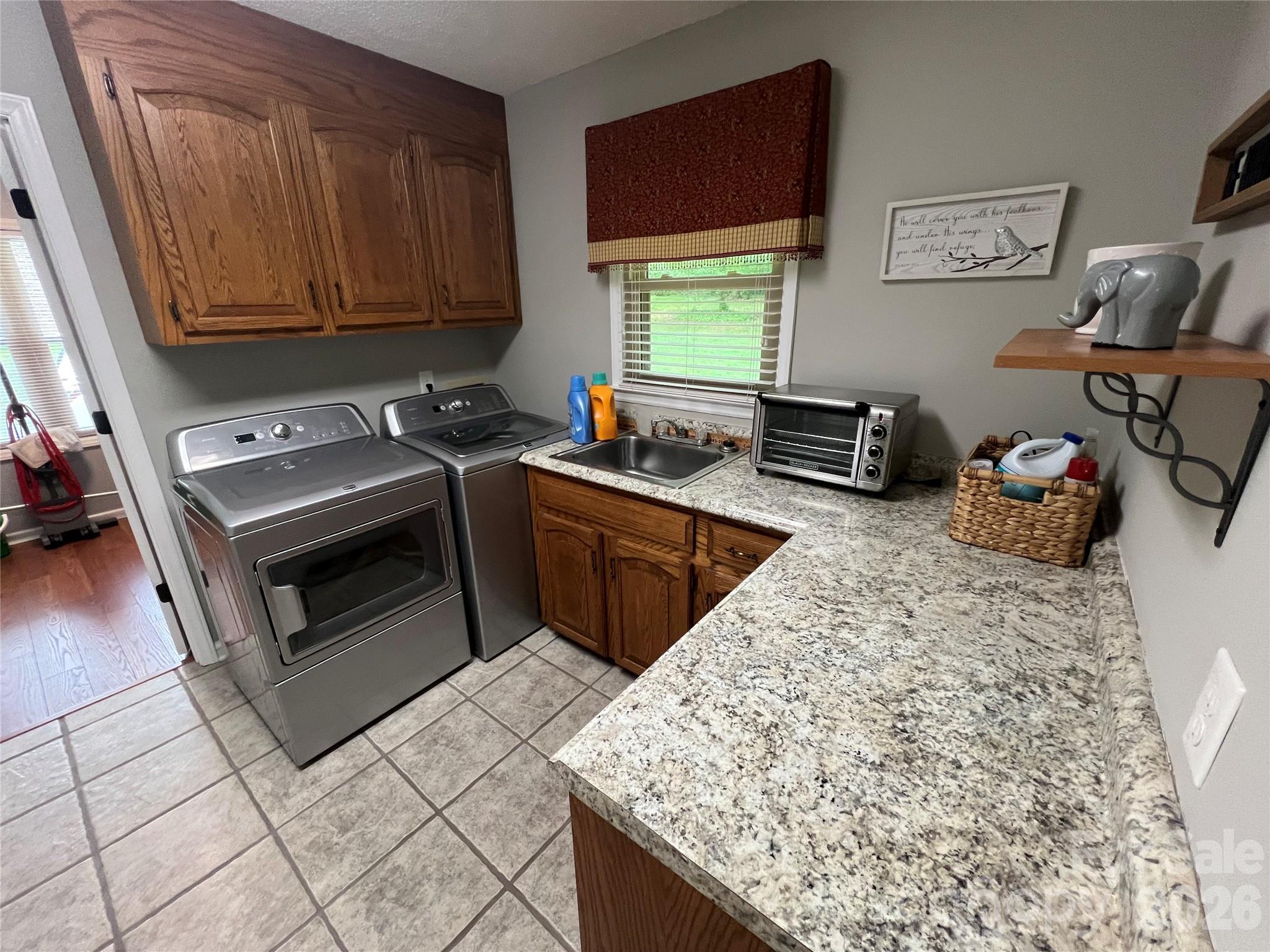 Hickory Lane - Residential