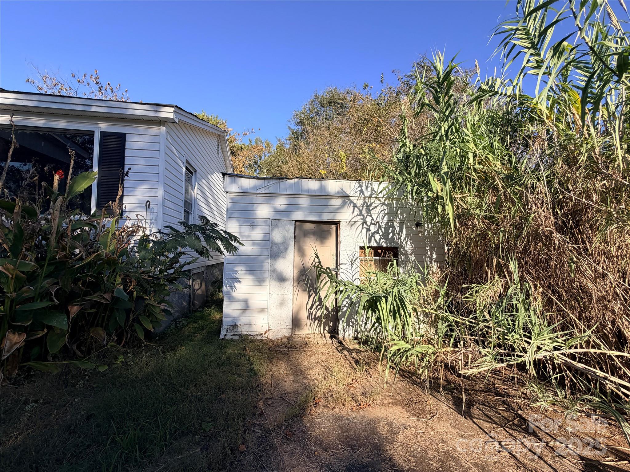 443 Harmon Street