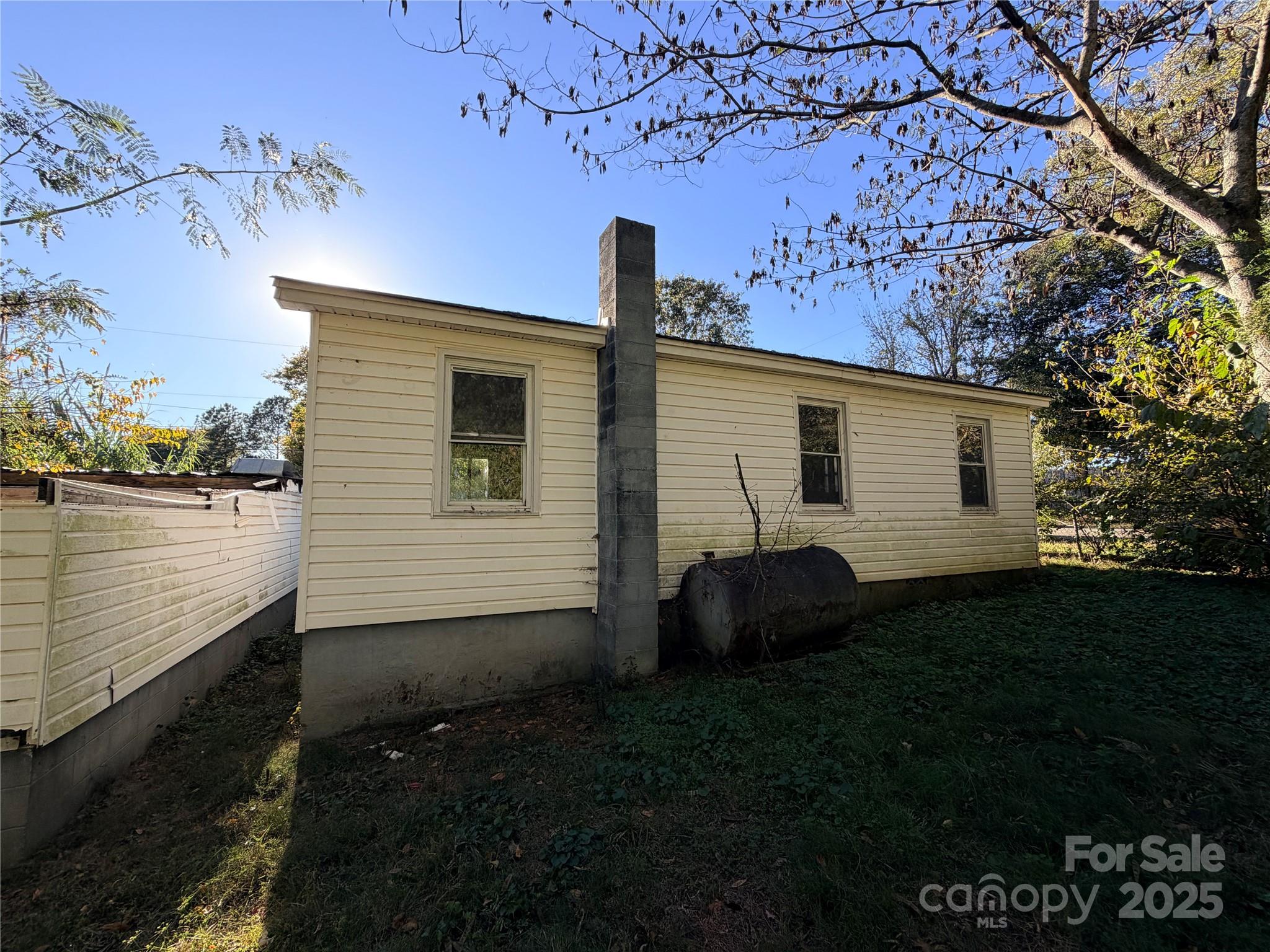443 Harmon Street