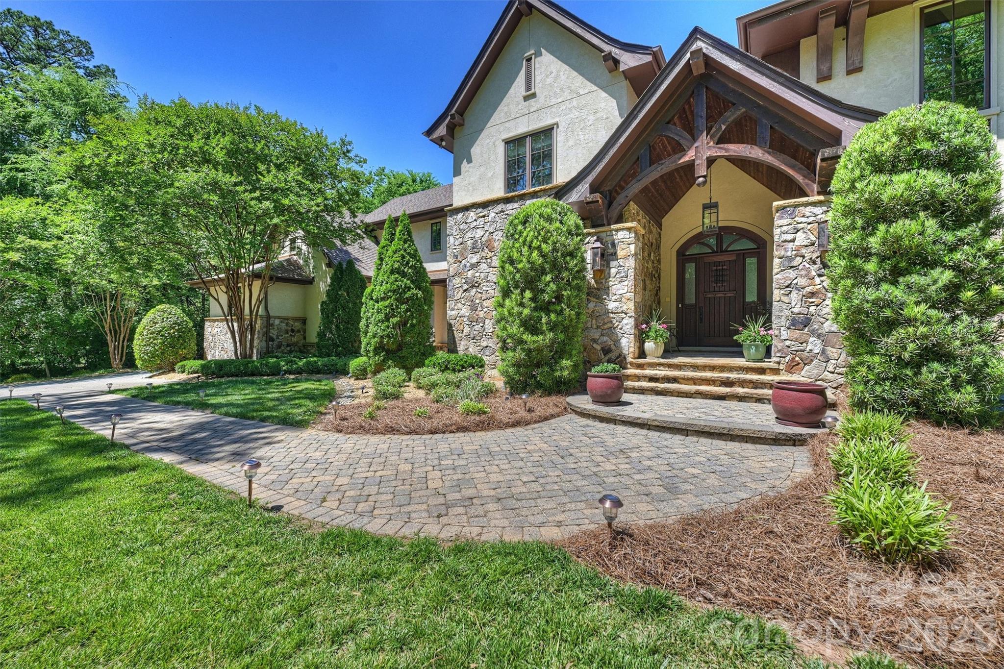 4901 Carmel Park Drive
