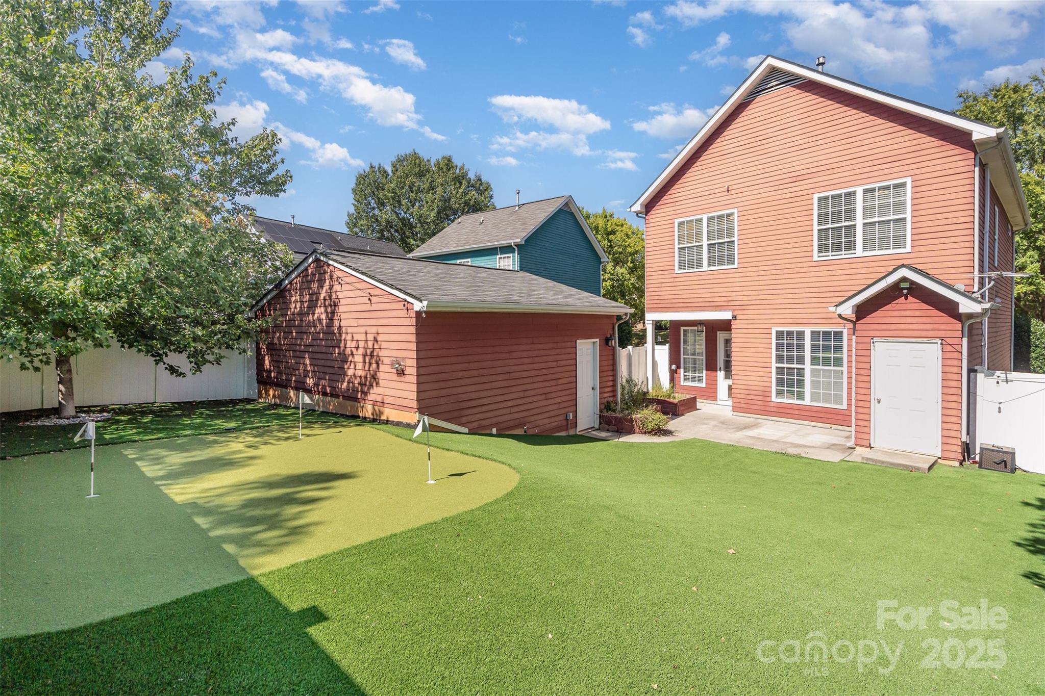 The Park At Oaklawn - Residential