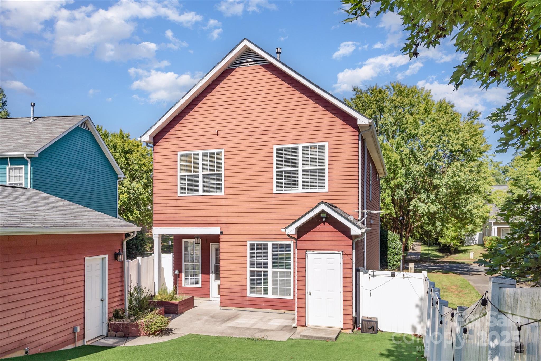 The Park At Oaklawn - Residential