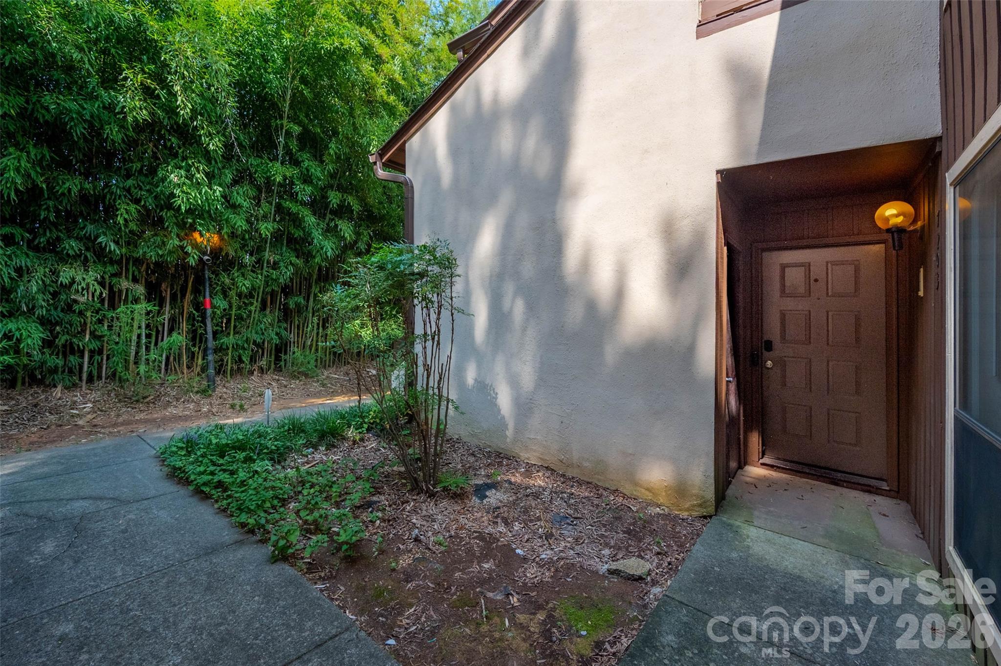 7203 Winery Lane