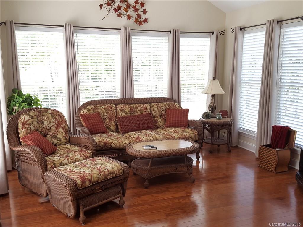 Glen Laurel - Residential