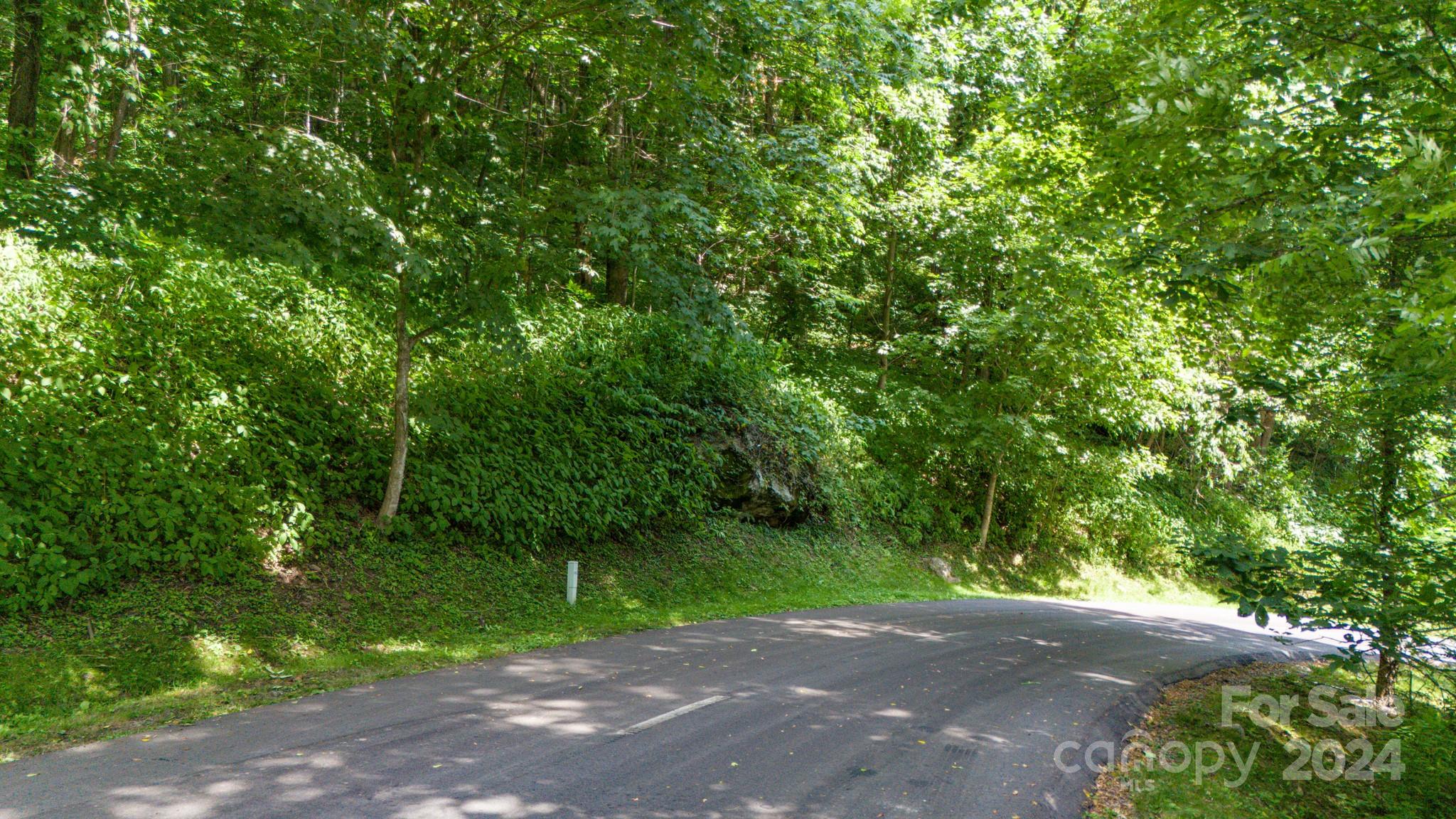 Crestview Pointe - Land