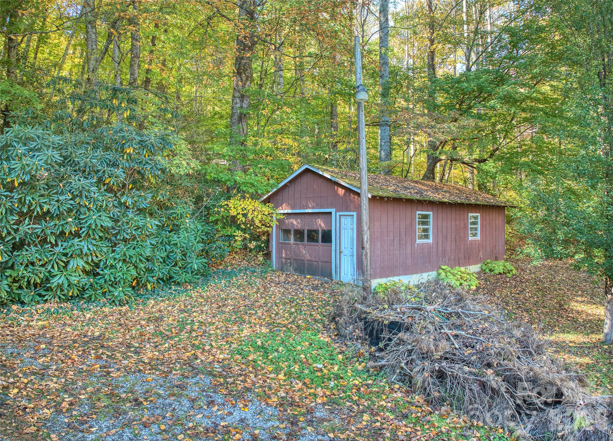 49 Robin Hood Lane