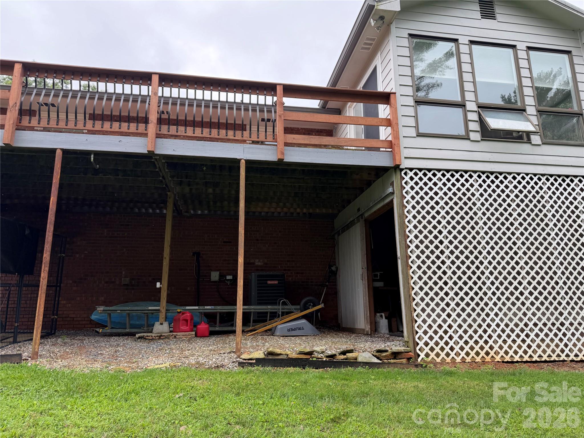 1000 Beaumont Poplar Street