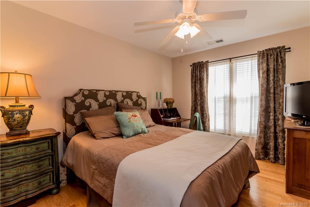 Autumn Cove At Lake Wylie - Residential