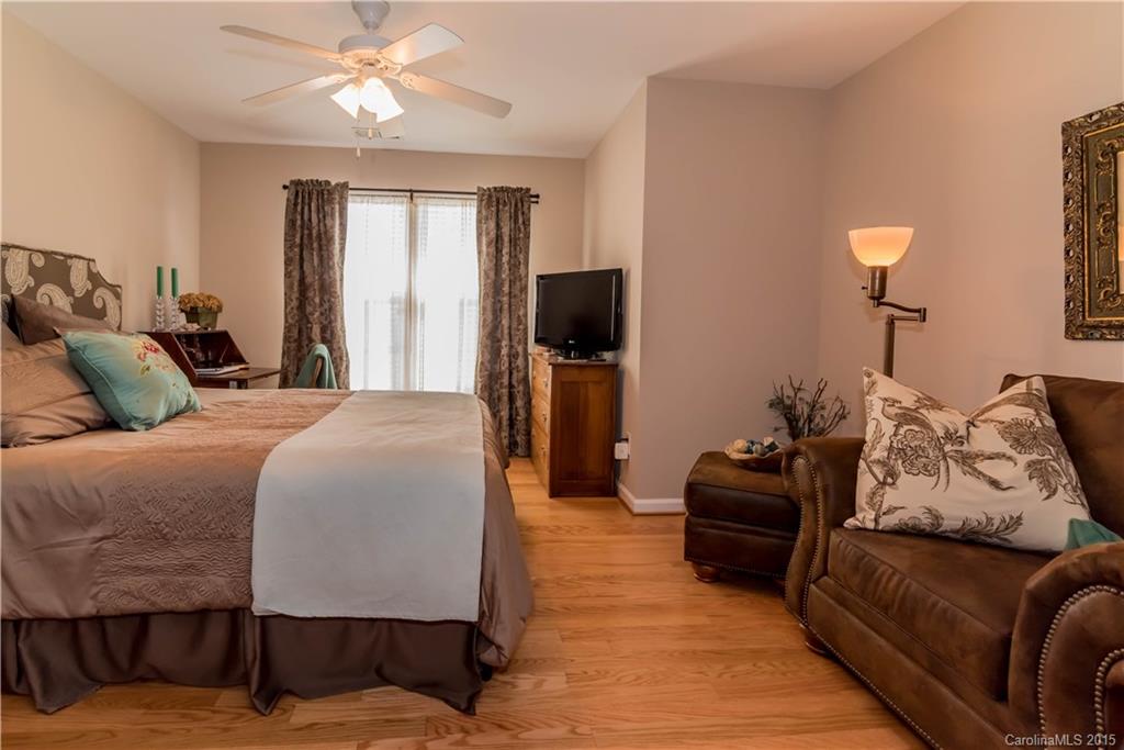 Autumn Cove At Lake Wylie - Residential